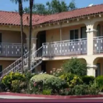 Golden Star Inn