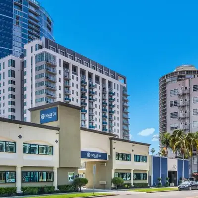 Inn at 50 Long Beach Convention Center