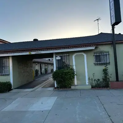 Vegas motel