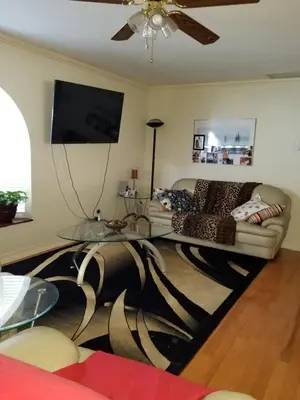 Gallery image of Cynnies Home in Long Beach