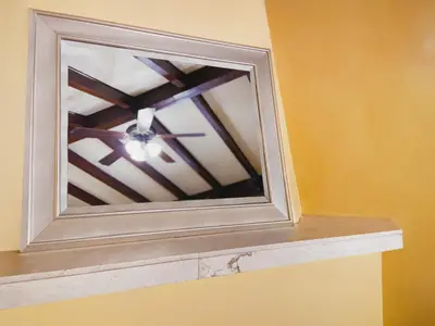 a mirror on a shelf with a ceiling at El Patio Inn - Near Universal Studios Hollywood in Los Angeles