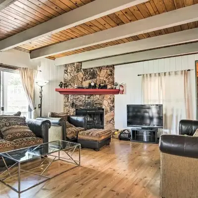 5 Mi to Lake Arrowhead Village Cabin with Game Room