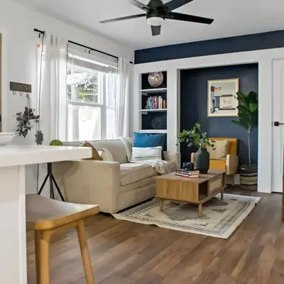 Newly Renovated Gem Mins to Convention Center