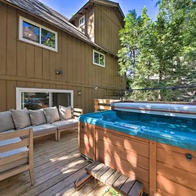 Mountain Haven with Hot Tub