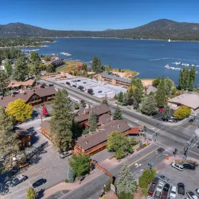 Robinhood Resort
