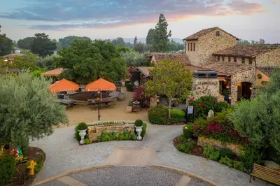 an aerial view of a house with a courtyard at Westlake Village Inn in Westlake Village