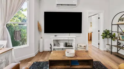 Gallery image of Newly Remodeled Beautiful 2BR Flat in Atwater Village in Glendale