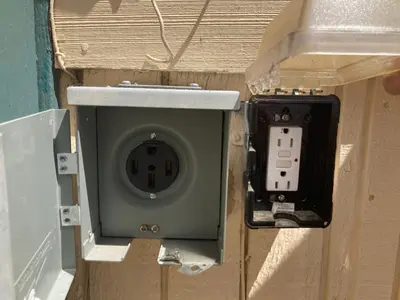 a cardboard box with an electrical device in it at The Old Bear BnB in Pine Mountain Club
