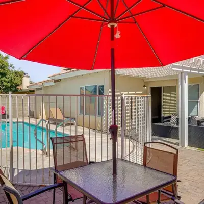 Private Pool and Patio Pet-Friendly Bakersfield Gem