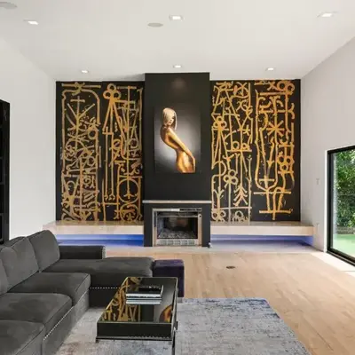The Hollywood Hills Crest Villa