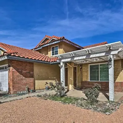 Bright California Home with Patio Less Than 1 Mi to Hiking!