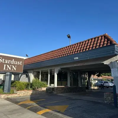 Stardust inn