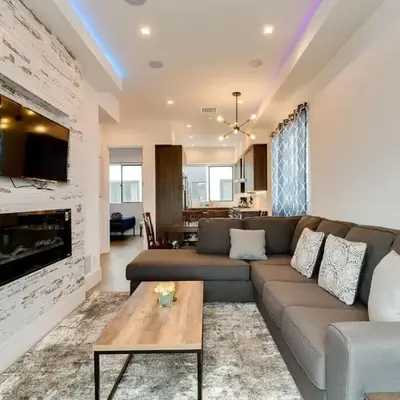 3 Luxury Modern Homes 12 bedrooms & Rooftop Decks