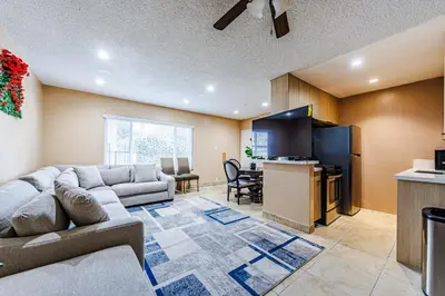 Gallery image of Beautiful 1BD apartment #1 in Los Angeles