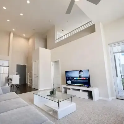 Luxury Residence Loft 3 Beds with Pool and Gym