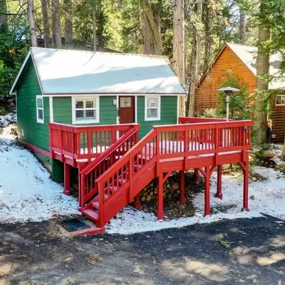 Running Springs Cabin with Deck and Forest Views