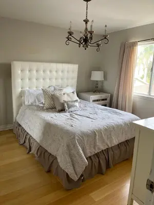 Gallery image of Shabby chic abode in Los Angeles ca in Lomita
