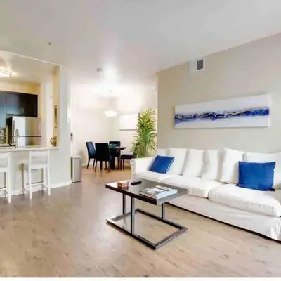 The Nest a Spacious 1 Bedroom Apartment with a Pool View